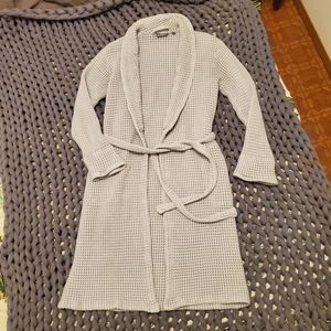 Brooklinen, Waffle Size M Gray Bath Robe (Washed/shrunk Best For Size S/XS!)